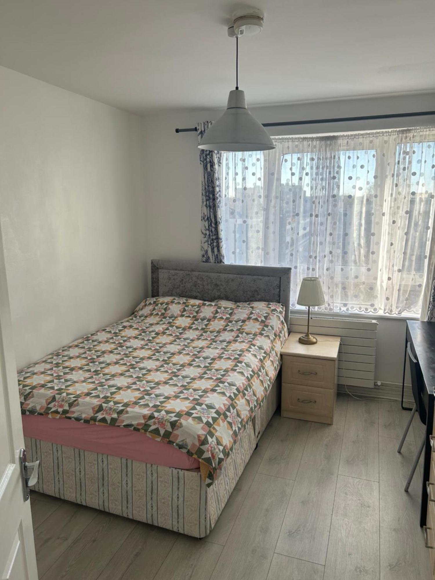 Cosy 2-Bedroom Flat In Finsbury Park, Modern, Convenient & Close To Central London! 외부 사진